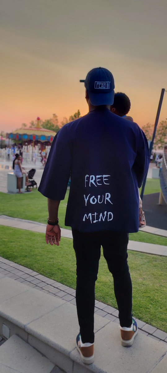 Pexa_brand's tweet image. P.E.XA 

"Free Your Mind" from all the burdens that hold you back!

#Pexa ¦ #pexagear | #HangWithTheBest ¦ #FreeYourMind ¦ #streetwear ¦ #fypシ゚viralシ2023 
@Bakangt3