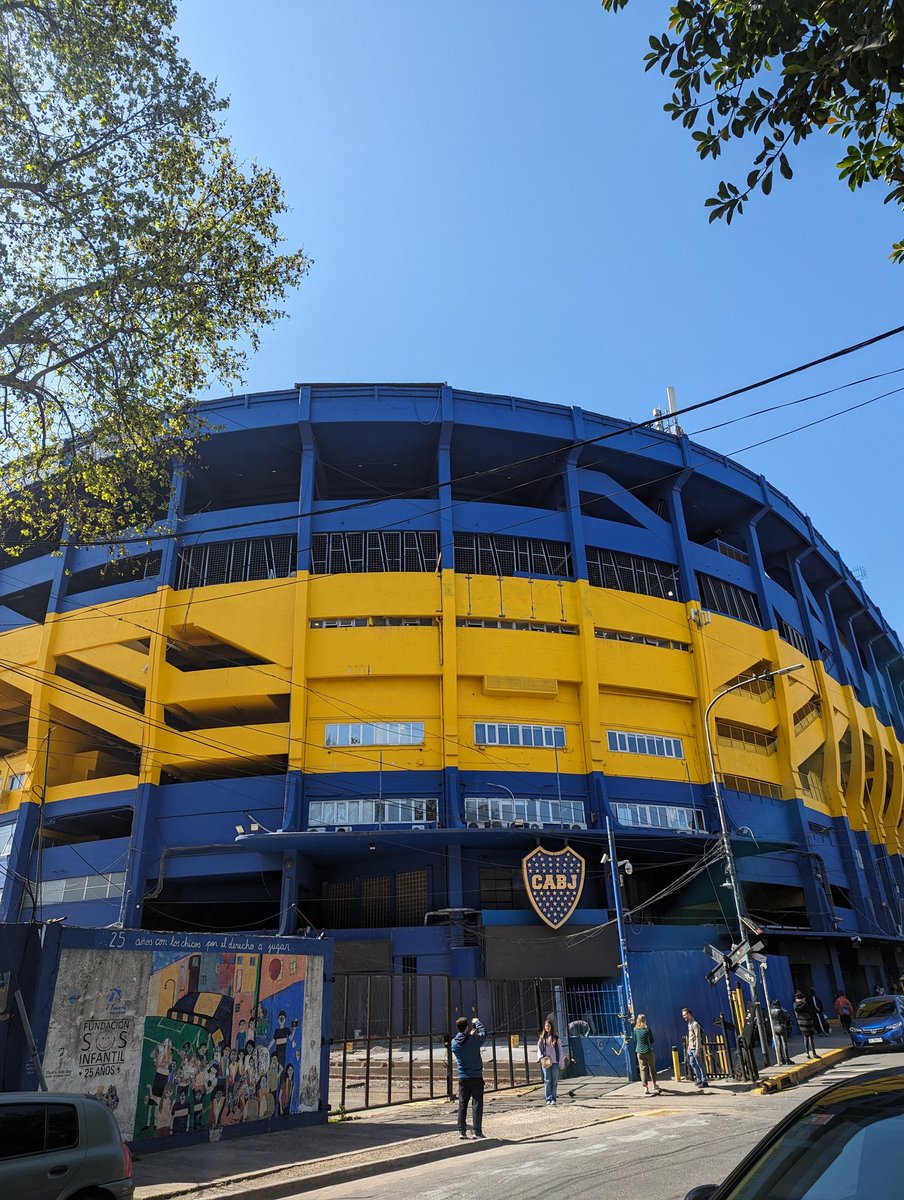 LiamKilborn85's tweet photo. An absolutely amazing trip 🇦🇷🇺🇾

Boca Juniors 🔵🟡
La Bombonera 🤯
Diego ✊ https://t.co/eBVrYvv5DG