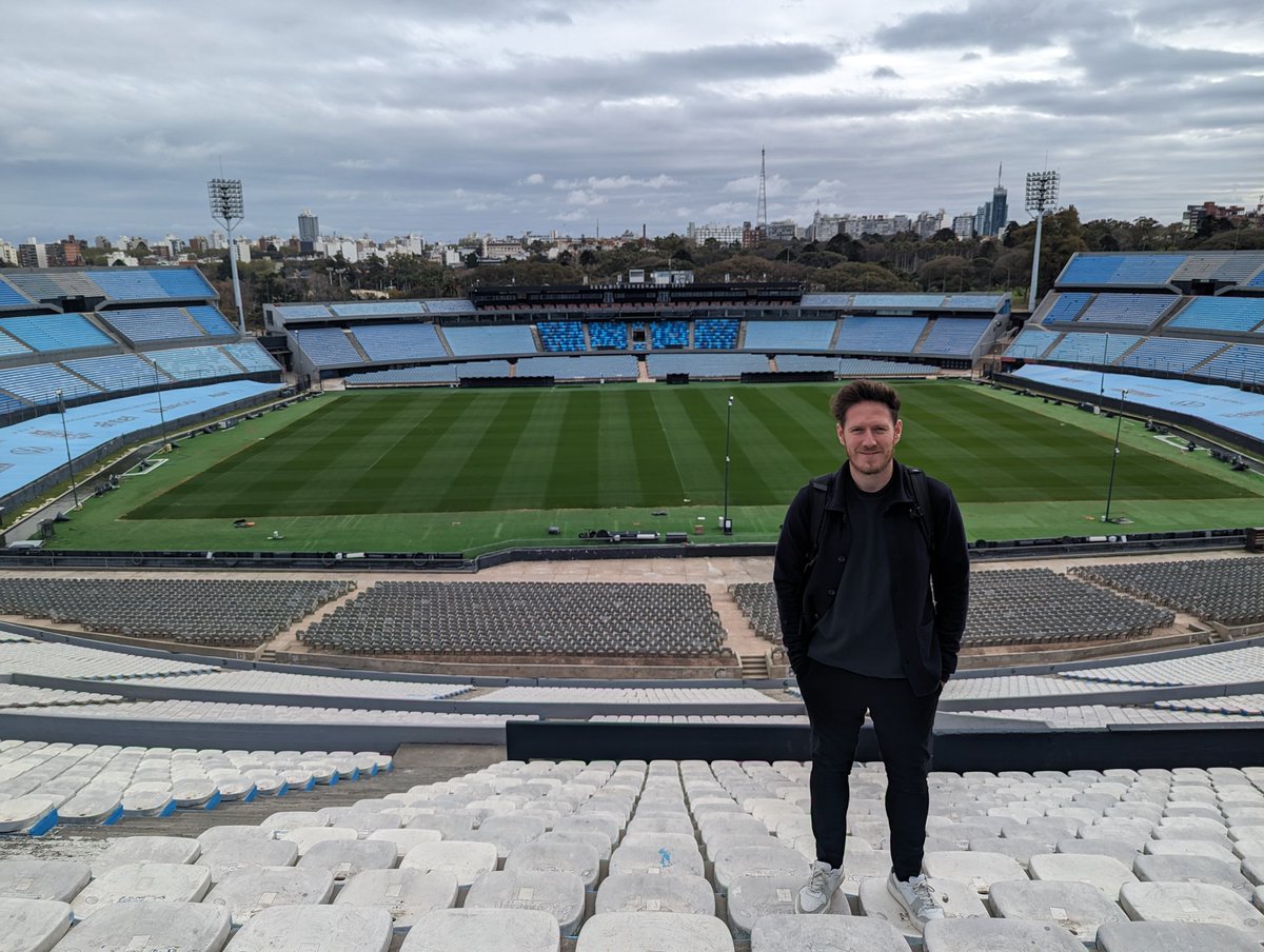 LiamKilborn85's tweet photo. Montevideo 🤩
Suarez 🙌 https://t.co/Qqwt4MBjnC