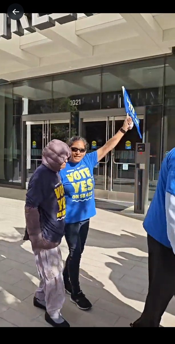 sunsinban5's tweet photo. Dear Gov. @GavinNewsom,
The children growing up in California are the future of California, so make them proud.
#Signsb403.
The earlier guidance from one of the powerful CA leaders will have a lasting impression on them.
#casteequailtyforall https://t.co/Nr39j9aIQg
