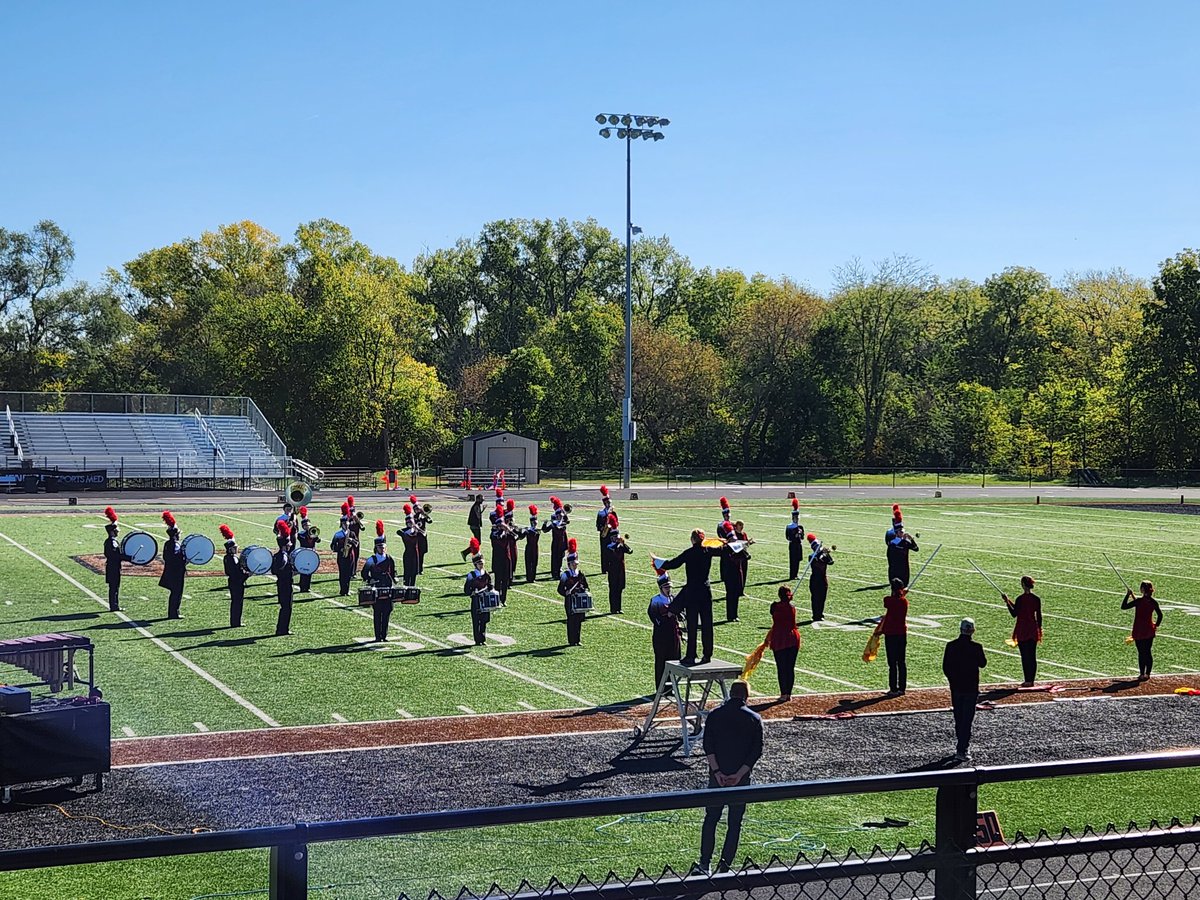 EmilyDalen's tweet photo. @TreynorNation Nice job, Treynor Marching Vanguard! You looked, and sounded, great! https://t.co/rKx0KDJPre