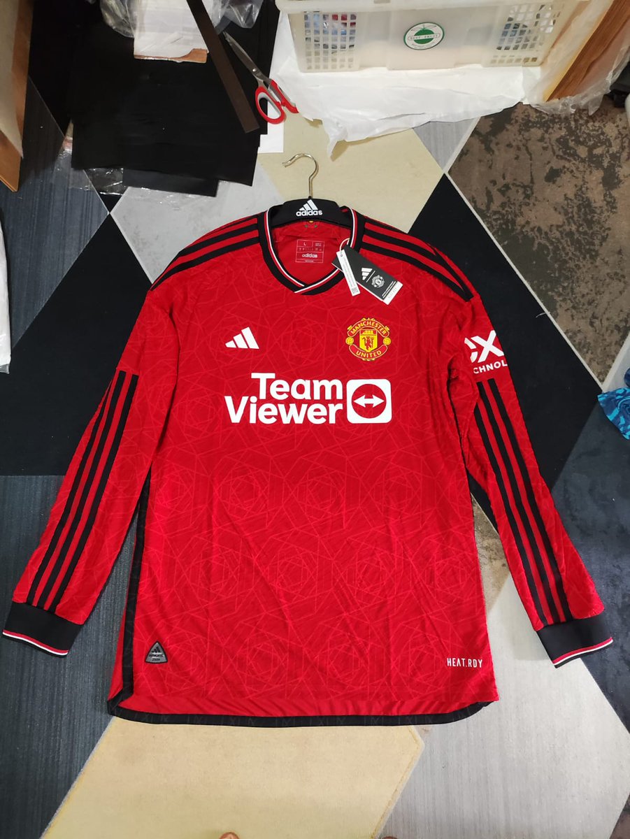 Tenjioda's tweet photo. last minute!!!!
MU hone2324
stadium L near M -+5152cm 935
player issue L XL normal sz or eropa
1675k

stadium LS M L 1350
pi LS XL 2150
PM/WA081294046486 https://t.co/8VQavw9Tfl