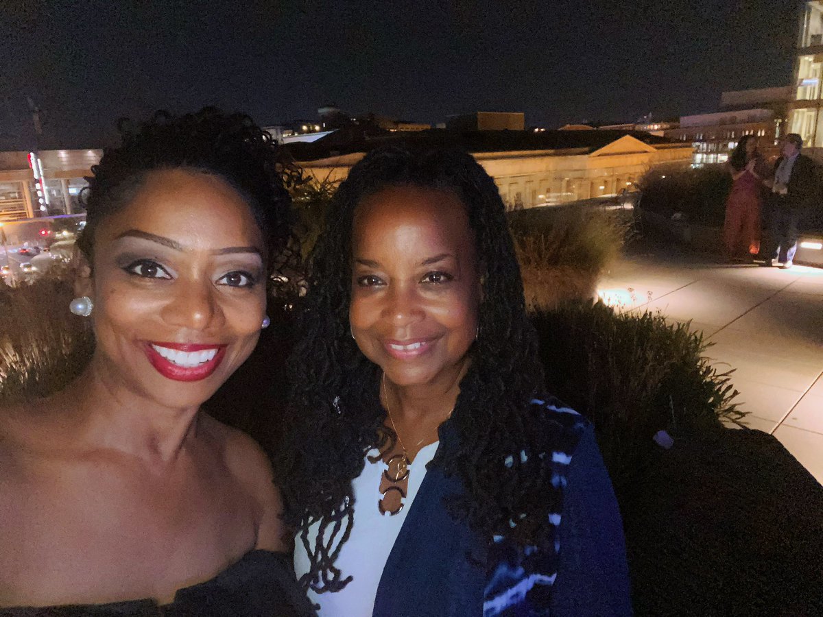 I had a great time at the DC Public Library Foundation’s Power the Dream Awards. Comcast is proud to support the work of the DCPLF!