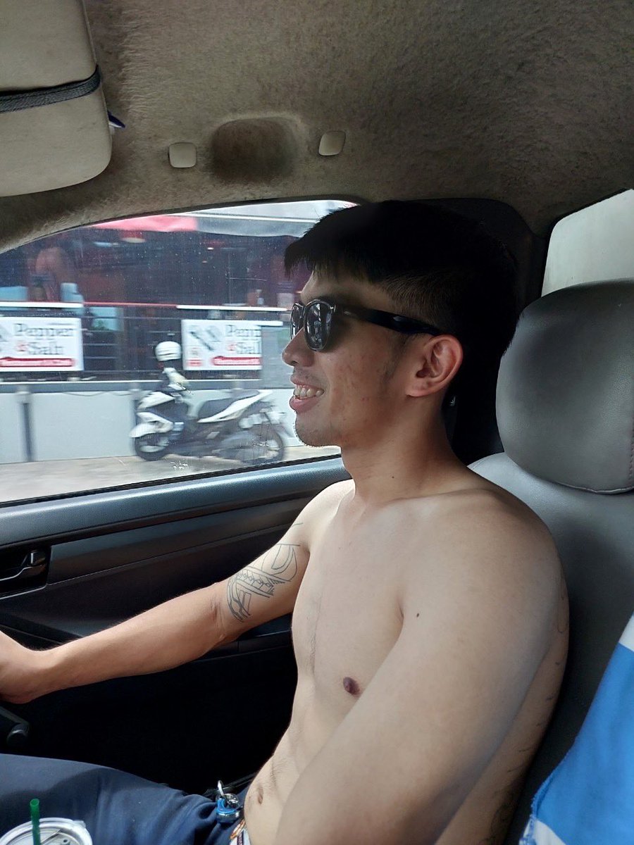 นี่แหละ เอิร์ท tweet media