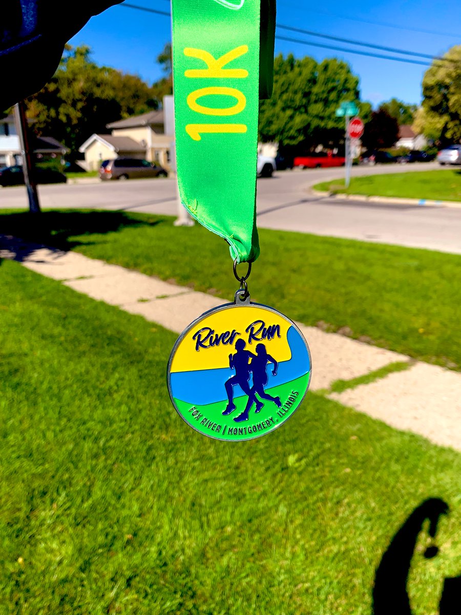 Completed my first 10k today 💪 🏃‍♂️ I did a 15 min pace which isn’t the best but hey we all start somewhere, shout out to my family and special shout out to my brother @_Stunna_1 for cheering me on love you bro 

“The battle is won but the war is yet not over” #fitnees #10k