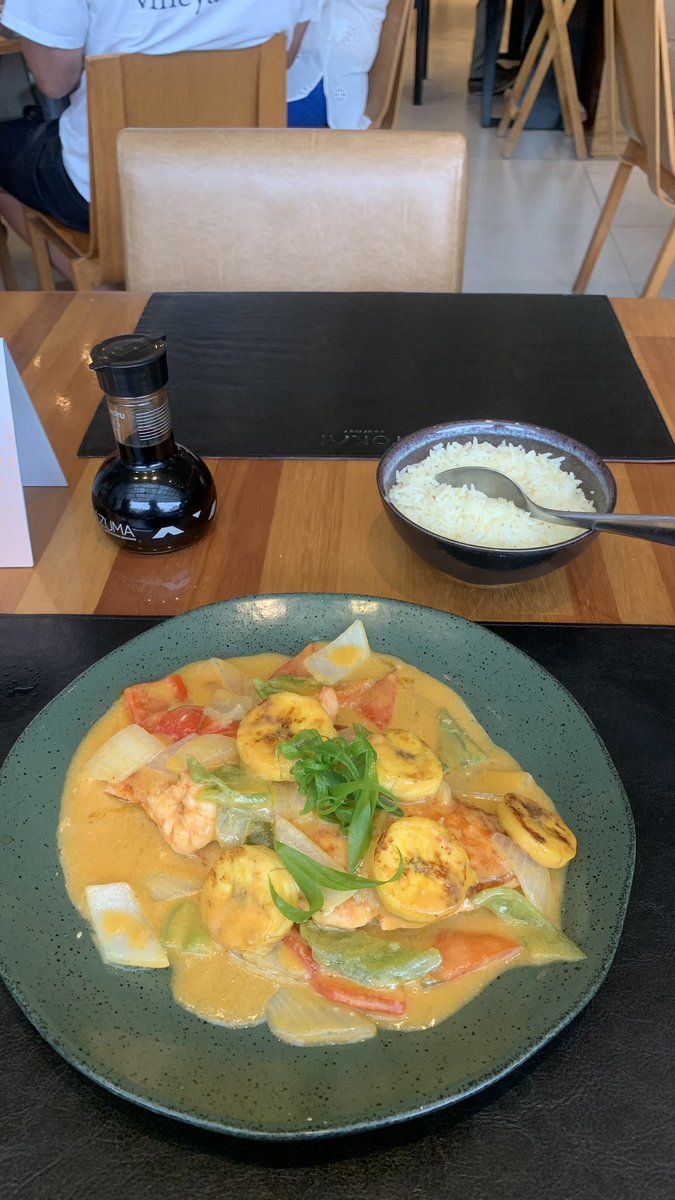 _henriquelima's tweet photo. Aff isso tava tão gostoso que merece uma postagem. Meu estômago jamais esquecerá 🤤 https://t.co/6z8o5t3z1T