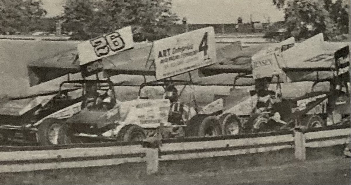 BnCAuto14's tweet photo. Barry Camp, Doug Wolfgang, Jeff Swindell & Steve Smith... 1981
(SDW photo) #SuperDirtWeek https://t.co/Jkk7RyfYlL