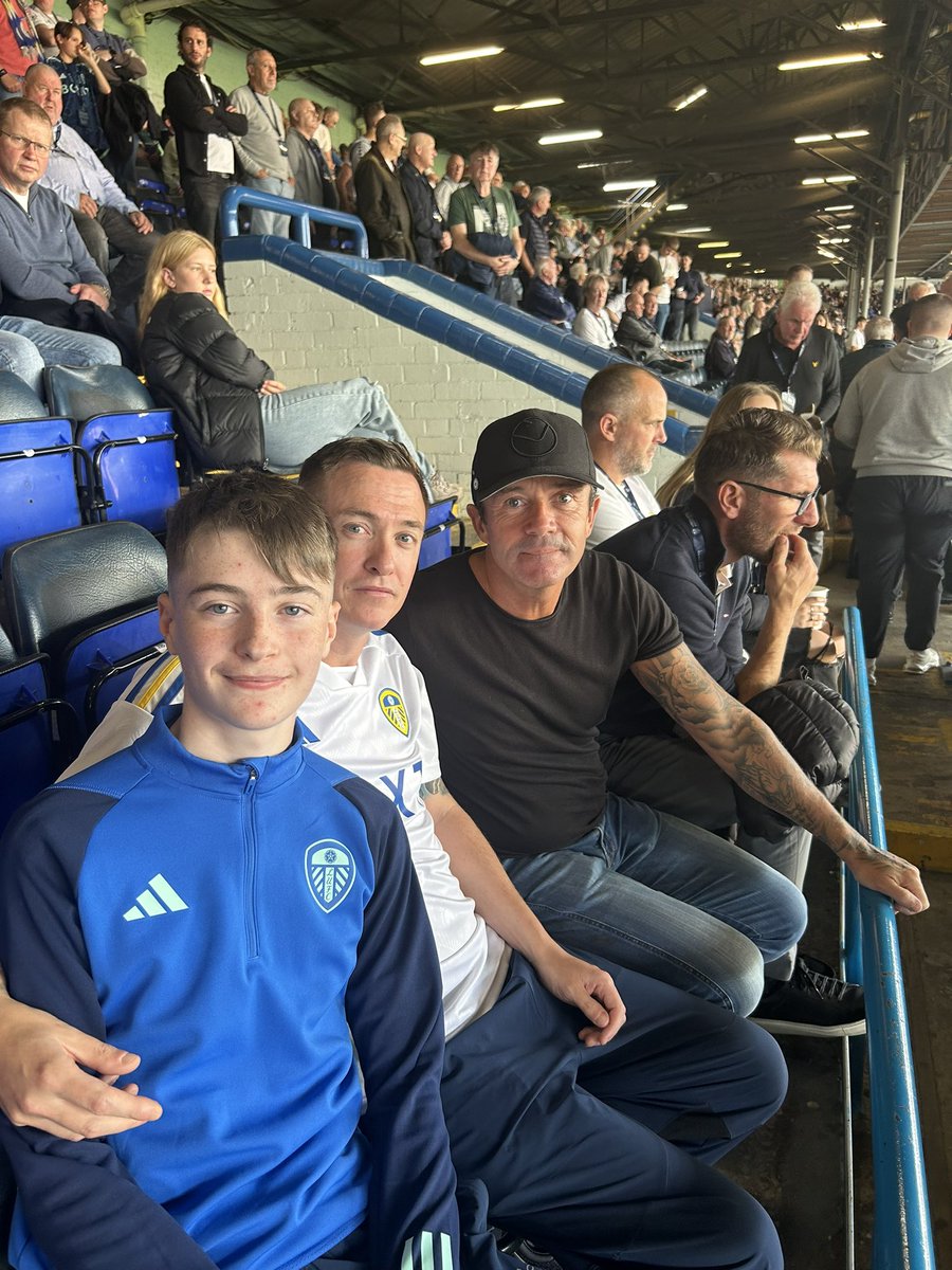 stephen byrne 💛💙 tweet media