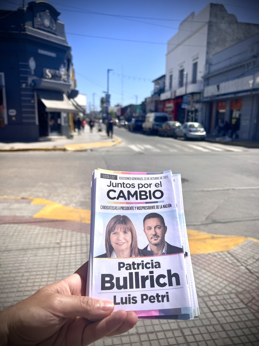 Nacho Oyarzú 🇦🇷 (@nachooyarzu) on Twitter photo ¡Esta es la única boleta que puede terminar con el kircherismo para siempre!
#EsAhora <a href="/PatoBullrich/">Patricia Bullrich</a> ¡Esta es la única boleta que puede terminar con el kircherismo para siempre!
#EsAhora <a href="/PatoBullrich/">Patricia Bullrich</a>