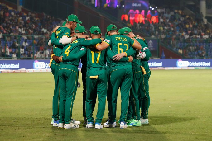 It's all over! South Africa secures a dominant victory, defeating Sri Lanka by 102 runs in the World Cup 2023. 

~ Congratulations to Team South Africa for the win! 🇿🇦

 #CWC23   #SAvsSL #SLvSA #SAvSL #WorldCup2023