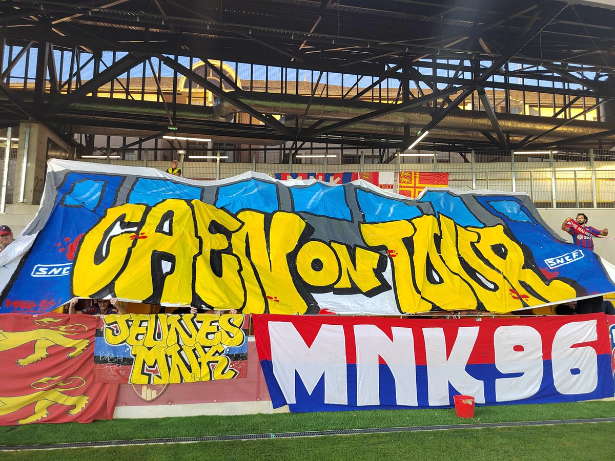 'Caen On Tour' 

Malherbe Normandy Kop 🔵🔴

#TeamSMC #SMCaen #MNK96 #RAFSMC