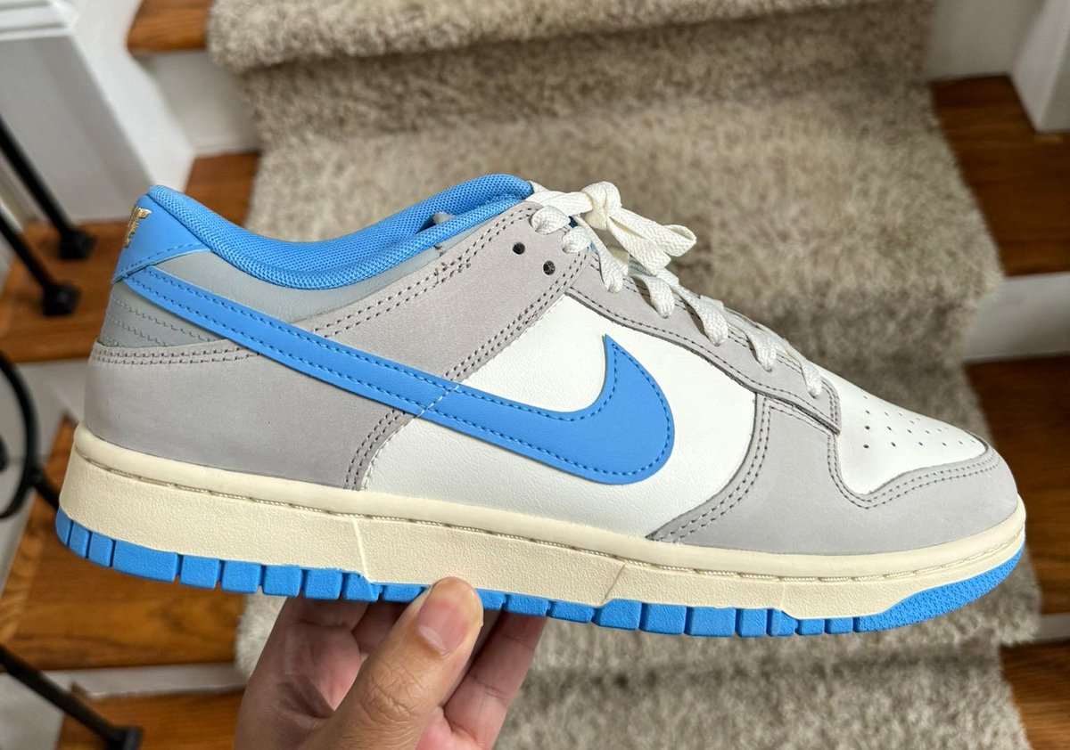 Sneaker News tweet media