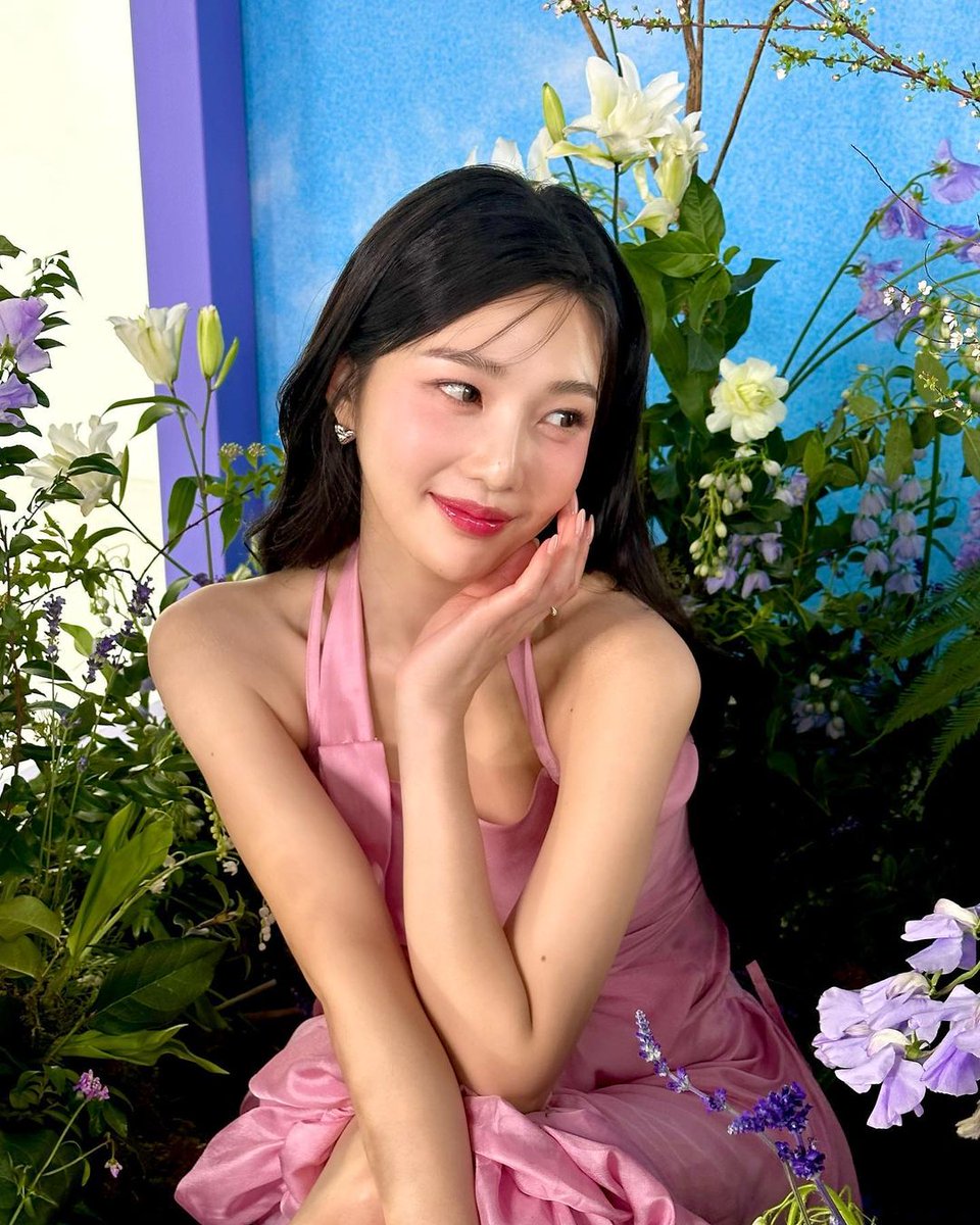 parkjoybrasil's tweet photo. [#IG] 07.10.23 - Atualização de Joy (_imyour_joy).

"Lily Jasmine💜
@.freshbeauty #freshfragance" 

#JOY #조이 #RedVelvet #박수영
@RVsmtown (1/3) https://t.co/WWS2JpFRV3