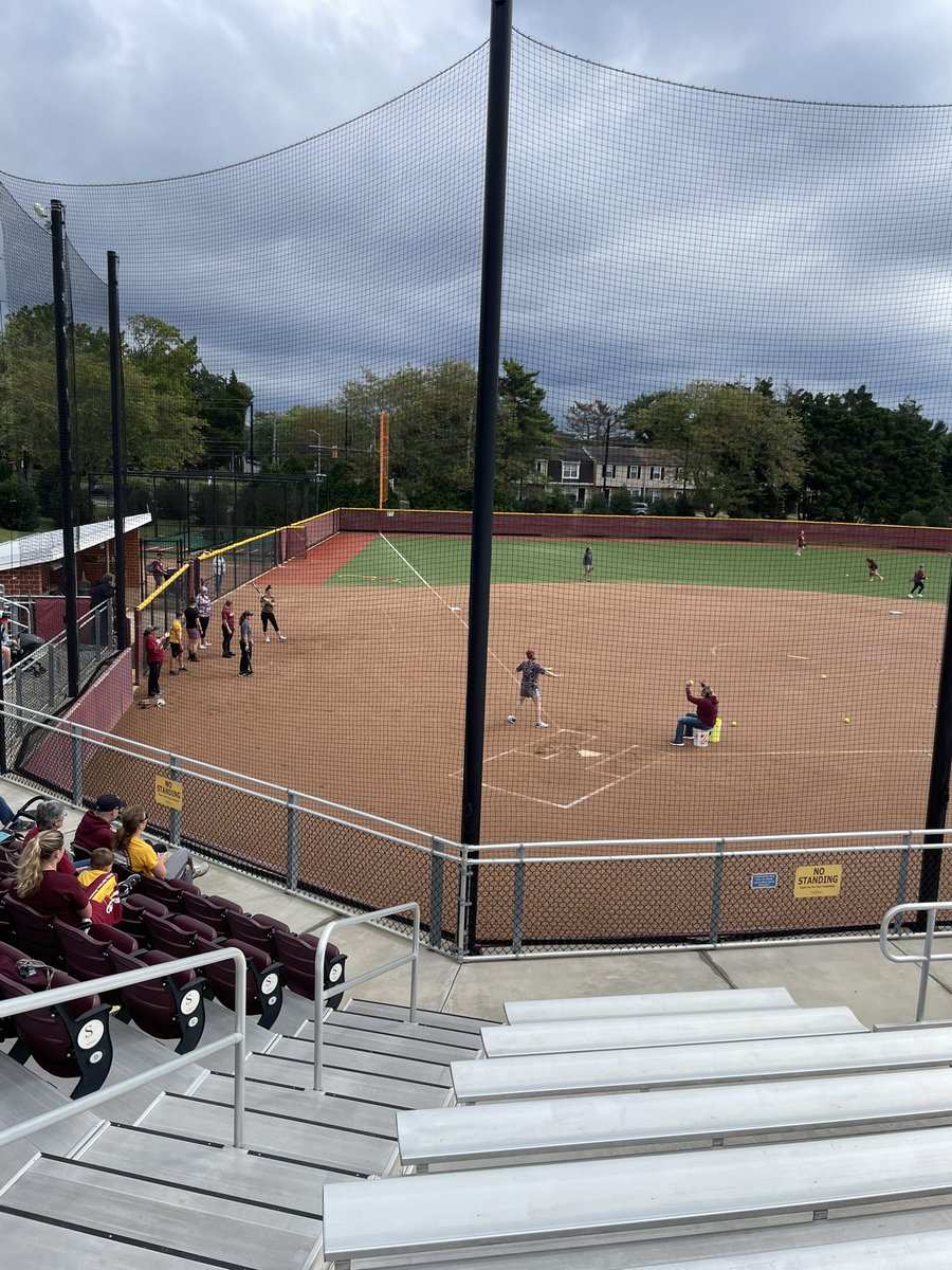 Thank you to all who came out to celebrate Margie’s legacy that lives on. We loved honoring her and closing out the day with our alumni day🥎 #GoGulls
