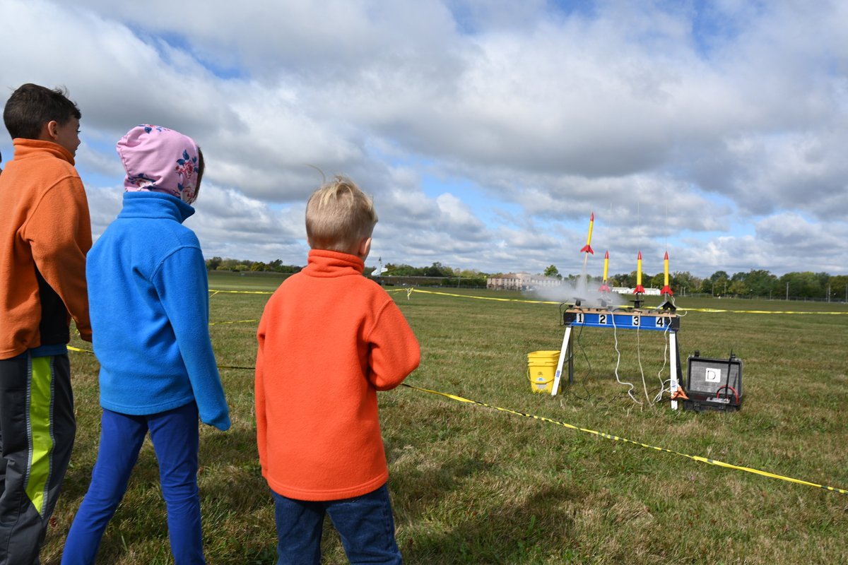AFmuseum's tweet image. Special thanks to all who joined us for Rocket Day!!!🚀🛰️🪐🌎

Extra special thanks to the Wright Stuff Rocketeers and the National Aviation Hall of Fame! Feel free to share your photos in the comments.  #spacegeek #rocketlaunch