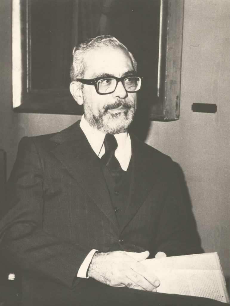 Círculo Editorial Azteca tweet media