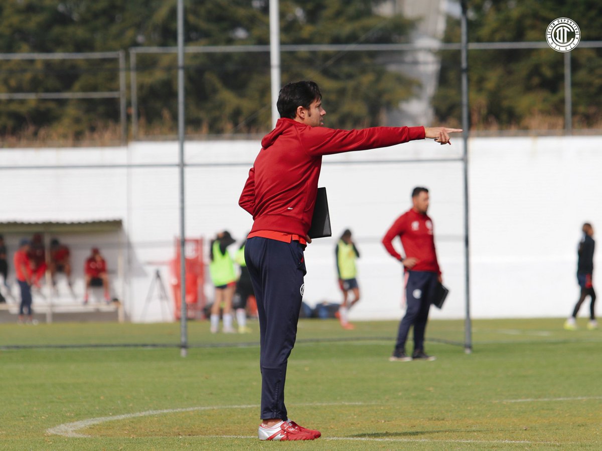 TolucaFemenil's tweet photo. ¡Buenos días, afición!

Desde temprano, continuamos afinando los últimos detalles para nuestro siguiente duelo. ☀️

#TuMismaSangre https://t.co/1SDyIobdtR