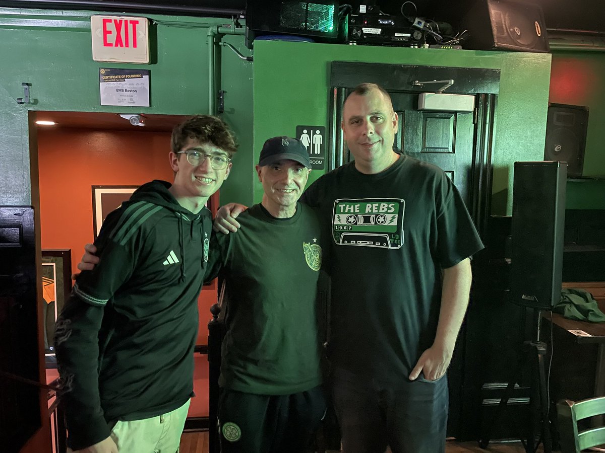 New York CSC (@nyceltic) on Twitter photo Thanks to all <a href="/BostonBhoys/">Boston #1 C.S.C.</a> for the excellent hospitality this morning. Great to meet Scott. Brilliant venue to watch the hoops. Make sure you go if you are in Boston. ๐๐๐๐๐๐บ๐ธ Thanks to all <a href="/BostonBhoys/">Boston #1 C.S.C.</a> for the excellent hospitality this morning. Great to meet Scott. Brilliant venue to watch the hoops. Make sure you go if you are in Boston. ๐๐๐๐๐๐บ๐ธ