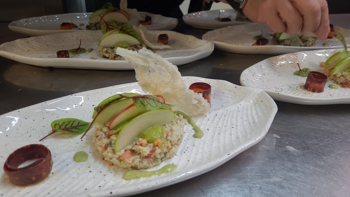 Castlebromhall's tweet photo. 5* food quality at CBHH for another special event from our skilled Italian chef Dominic- outstanding quality, presentation and taste! https://t.co/LED6xUGzYq