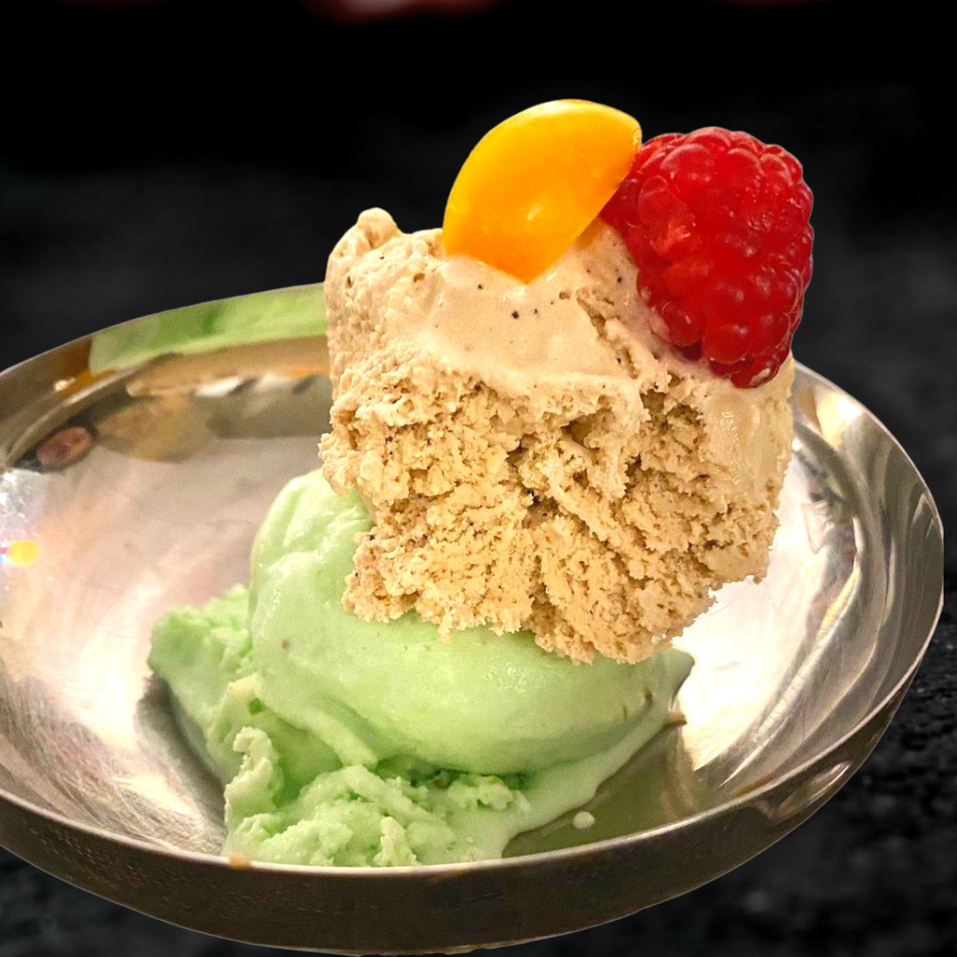 Come for dinner, stay for dessert. 

Check our website out for our hours! loom.ly/NUvzBQE

#LaPiazza #LaPiazzaAllegra #hamiltoneats #eathamont #italian #italianhamilton #cateringhamilton #menu #foodhamilton #hamont #dinein #pickup #curbside #pickuphamilton