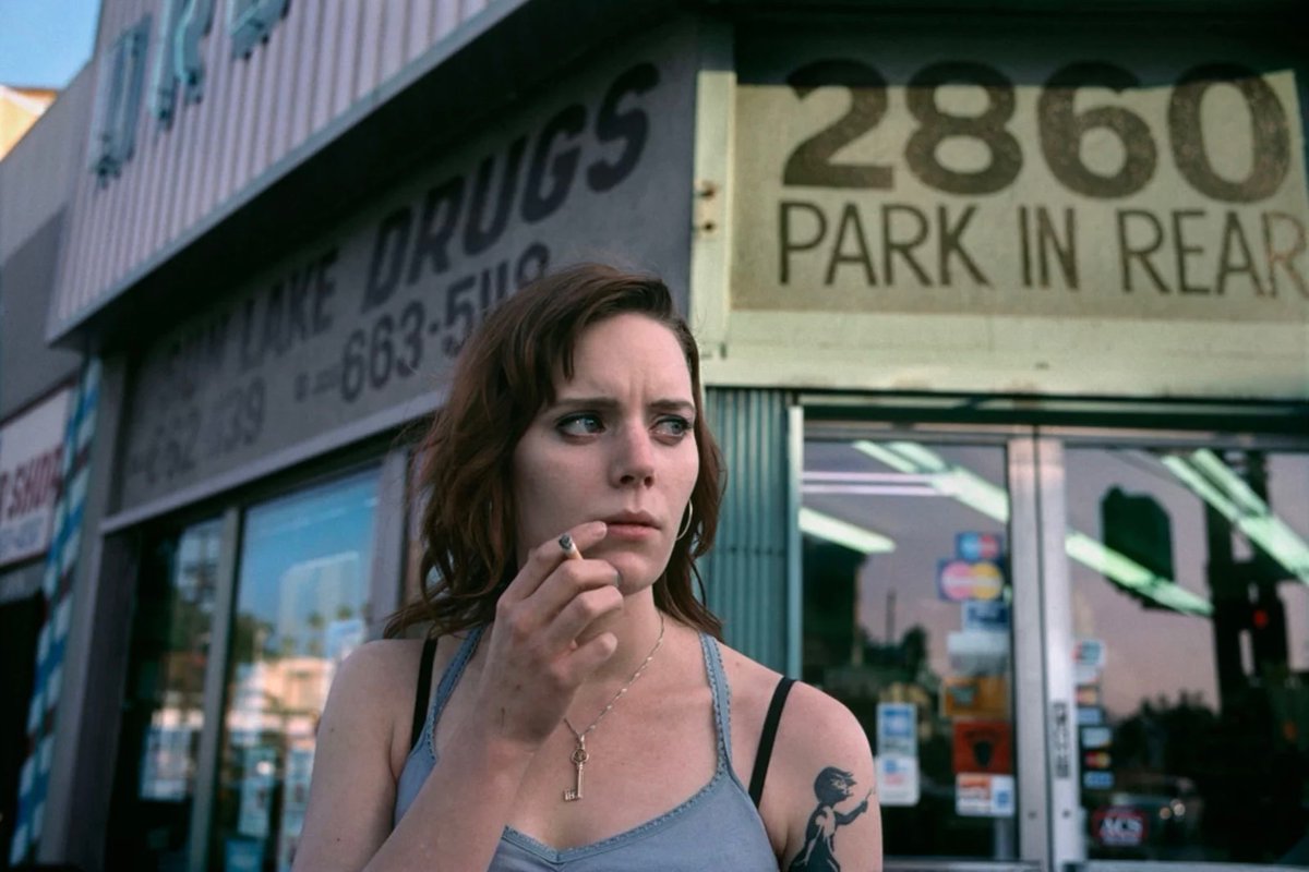 LKpaddy's tweet photo. Lise Sarfati •
Emily, 2860 Sunset Boulevard, From the series On Hollywood https://t.co/XxpR7mUvRt