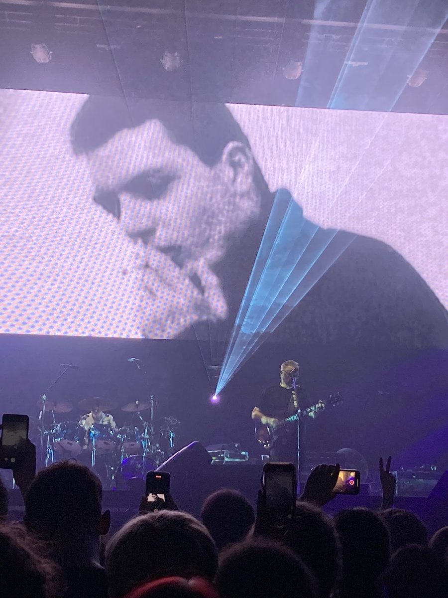 David_G_Ryan's tweet photo. @PhilCmusic @neworder @ilze_frey Phenomenal gig in Dublin last Sunday , thank you NO https://t.co/2kSlN5jxYQ