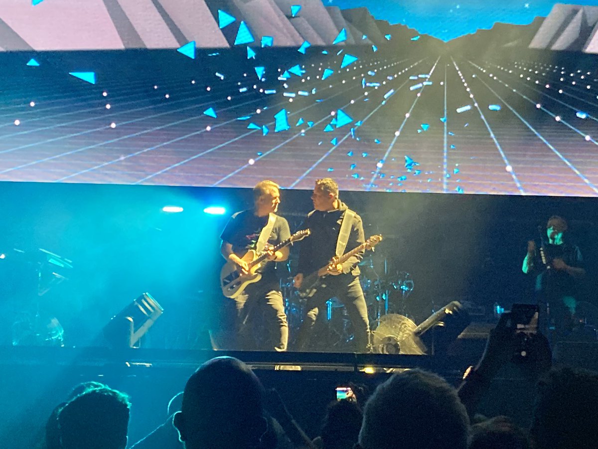 David_G_Ryan's tweet photo. @PhilCmusic @neworder @ilze_frey Phenomenal gig in Dublin last Sunday , thank you NO https://t.co/2kSlN5jxYQ