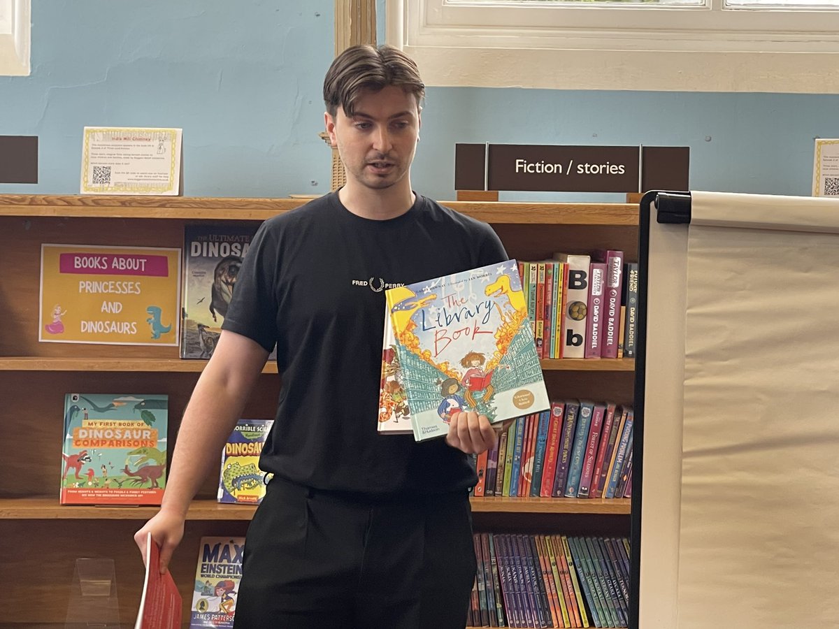 ChristiGabbitas's tweet image. Amazing team effort today in @BwDLibraries @ChildrensLFests #LibrariesWeek #literacyforall