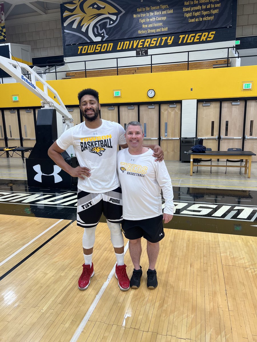 Always good to have the 🐐back on campus - Jerelle Benimon ⁦<a href="/Benimonster20/">Jerrelle Benimon</a>⁩ ⁦<a href="/Towson_MBB/">Towson Men's Basketball</a>⁩