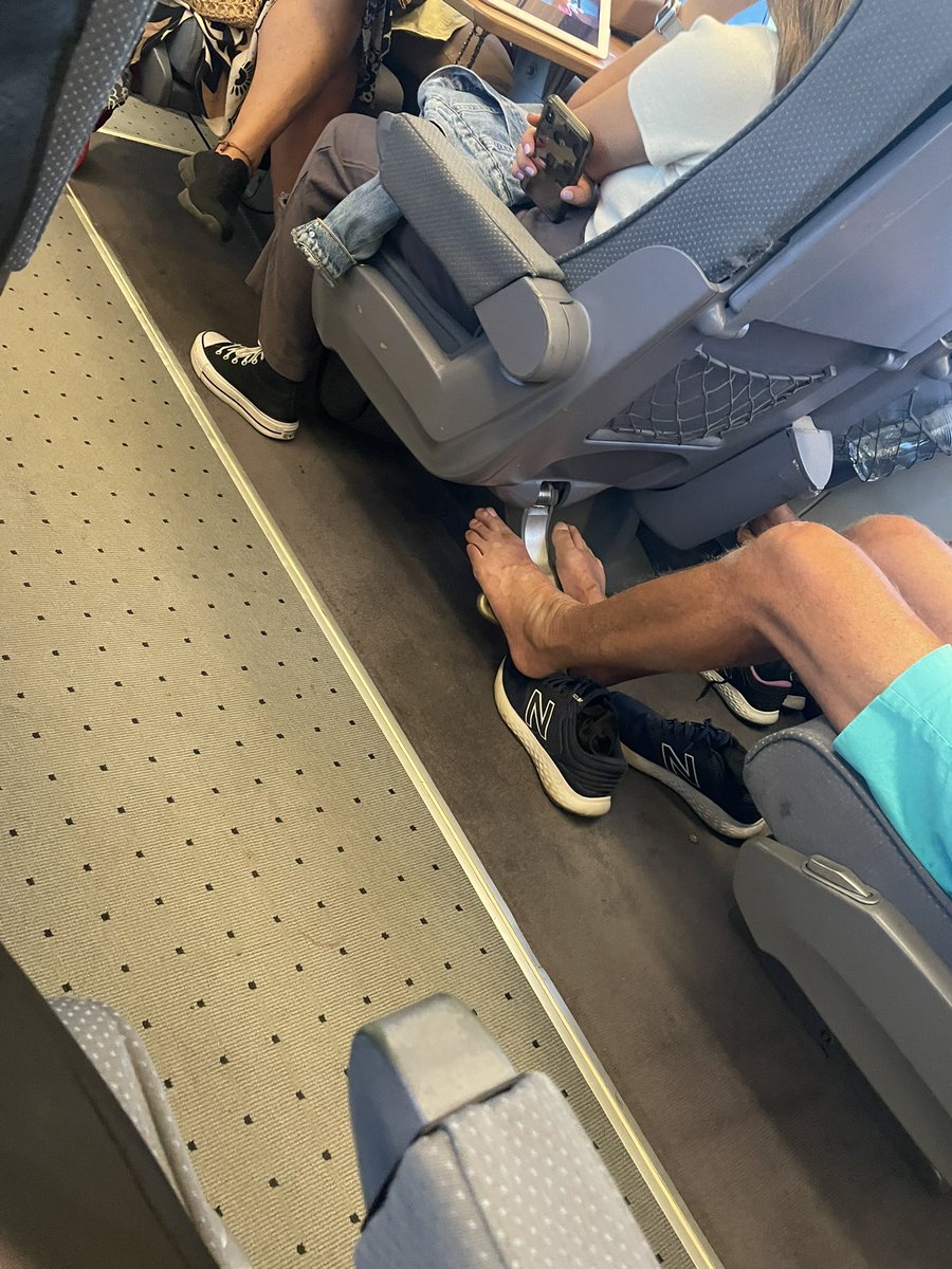 Esto no es de recibo
 ! Hombre, es una cochinada !