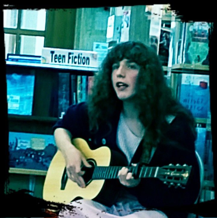 WirralLibraries's tweet photo. A good turnout today for Bread Hotel who opened our first Sounds as You Browse session! Thank you so much for playing - we know how daunting it is to be the first! You were amazing! Hope to see you again
#WIrralLibWings #breadhotel #events471 #wirrallibraries #soundsasyoubrowse https://t.co/XDvAxtup64