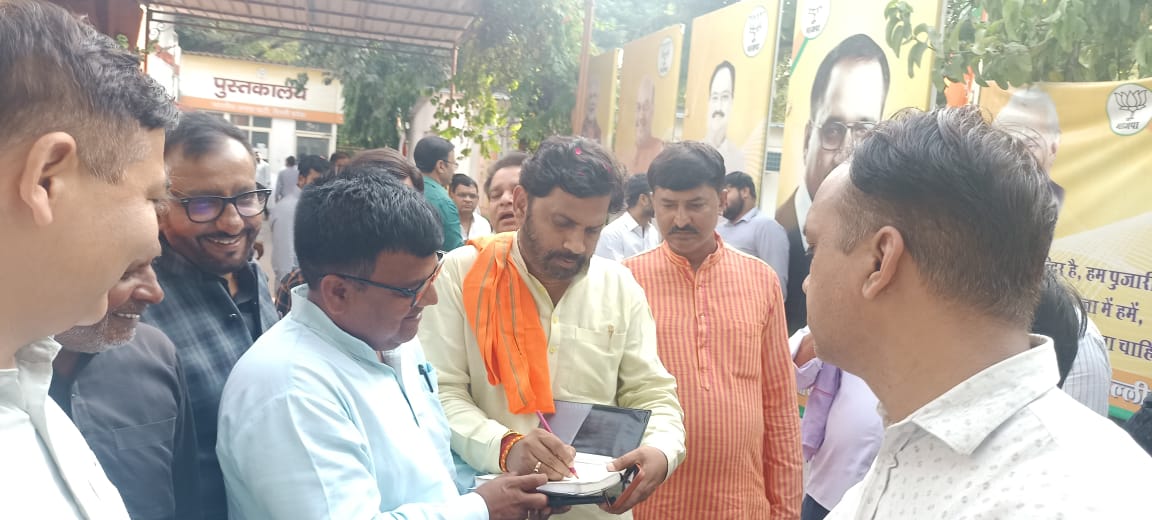 pawanjhabjp's tweet image. अपने देश के आन बान शान राष्ट्रीय खेल प्रतियोगिता जो की 25 गोल्ड  105  मेडल जीतने वाले उनके लिए उन सभी को बहुत-बहुत साधुवाद एवं हार्दिक शुभकामनाएं #VirenderSachdeva #NeerajTiwari #AvinashSingh #PawanJha