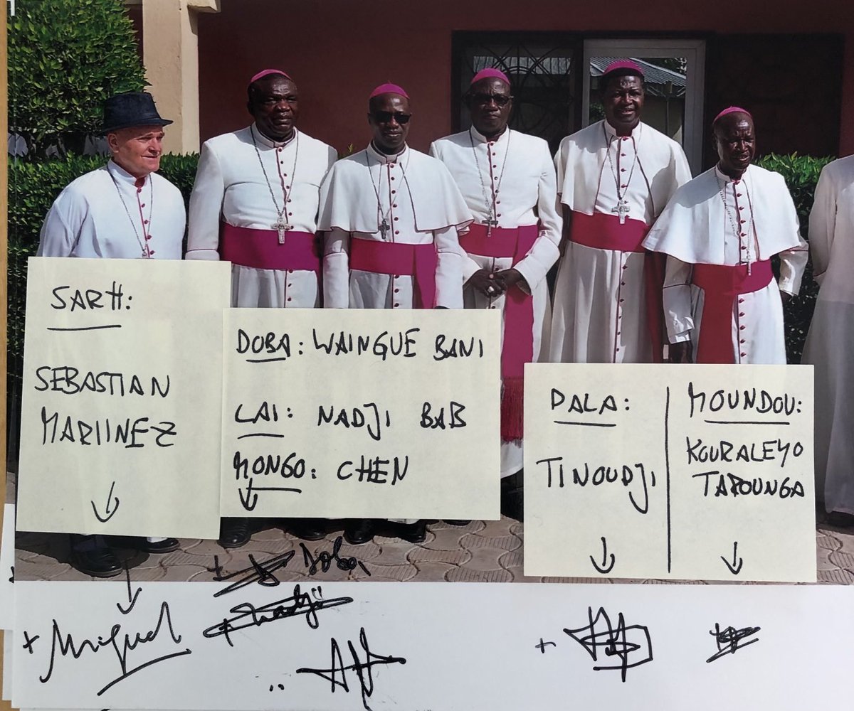 Signatures of 6 bishops from Chad 🇹🇩 collected during their ad limina visit in Rome last week.