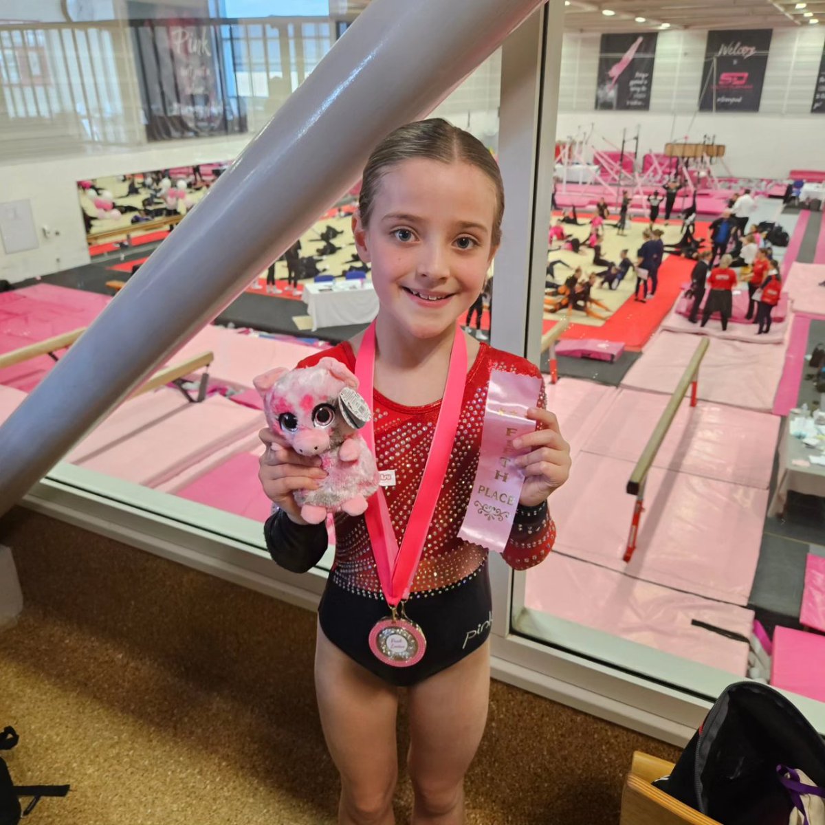 LauraAbernethy1's tweet photo. @CTKLiverpoolPE @CTKLiverpoolY4 
South Durham this weekend for Sophies gymnastic competition 

vault 5th, 
beam 2nd, silver 🥈 
bars 8th, 
floor 3rd bronze 🥉 
overall 2nd silver 🥈 https://t.co/gi98FQ8yYQ