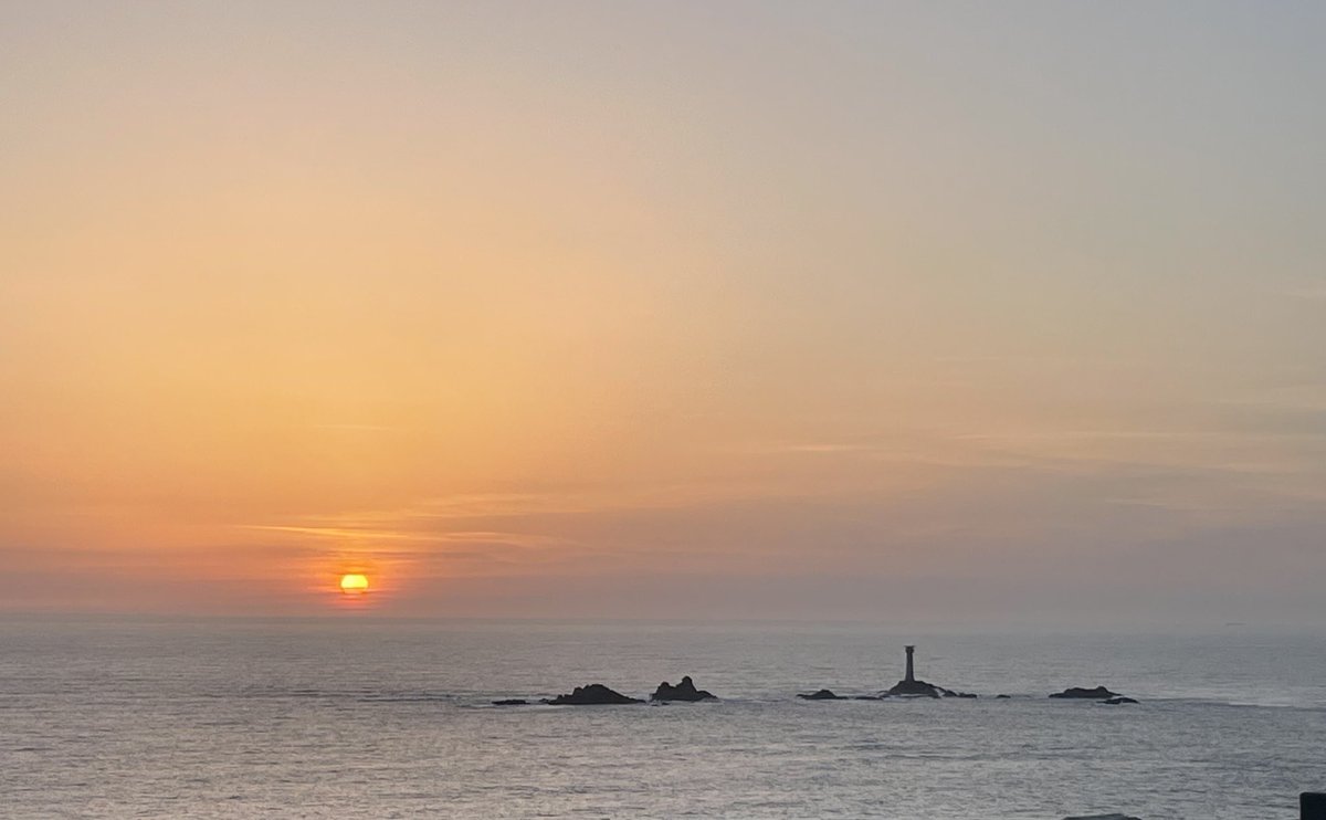 Simon Smith tweet media