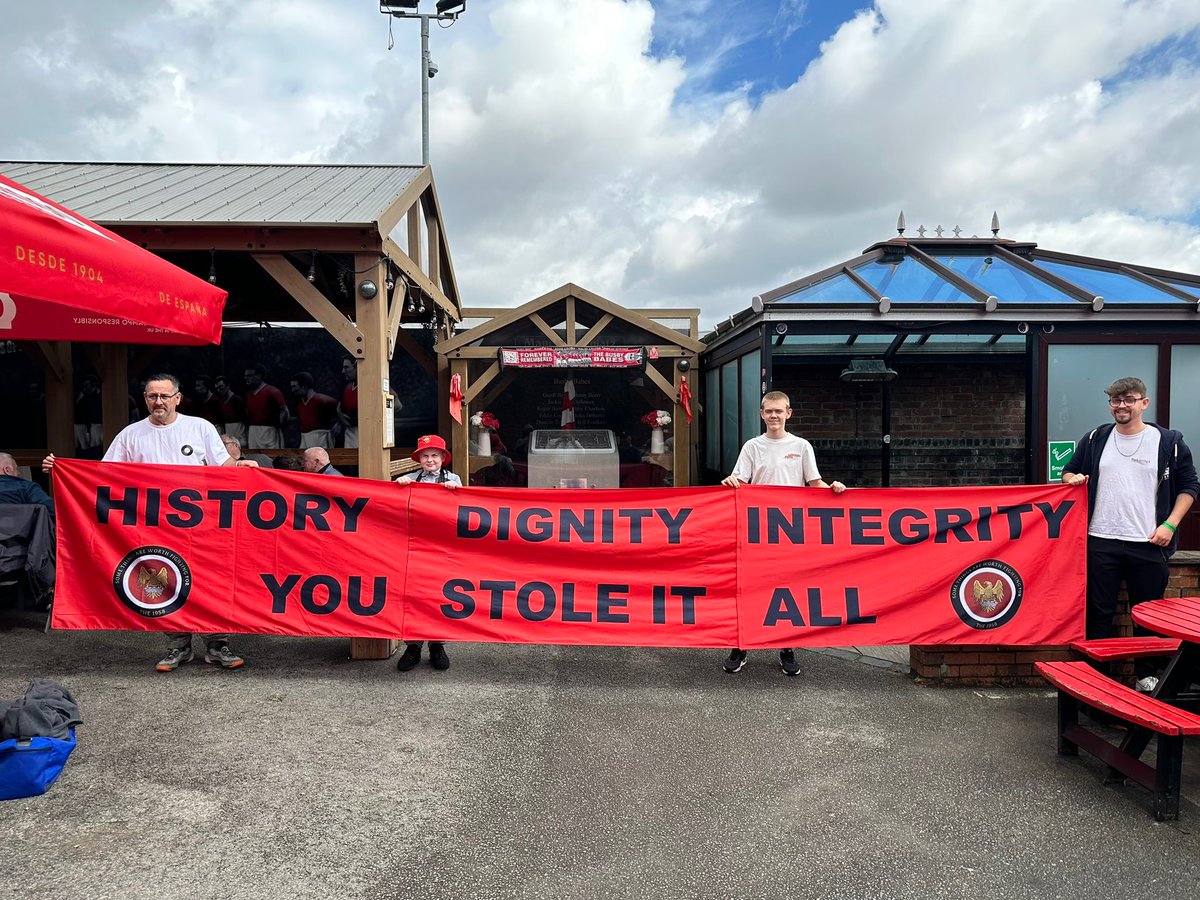 After the protest today. The below banner went missing. As you know we fund all banners ourselves and we need this retuning. If you have it, or you know who has it. Please get in touch and we will arrange to collect it. 🇾🇪