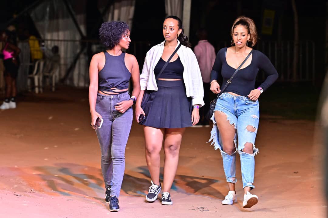 ChamaNation's tweet photo. Let’s get this Chama Nation turn up STARTED🔥🔥🎹🎹💃🕺🕺

📍: Kati Kati Grounds - Lugogo

Fall IN for some Young Stunna VIBES💯

#ChamaNationXYoungStunna | @CastleLiteUg https://t.co/e5jqXcYqFs