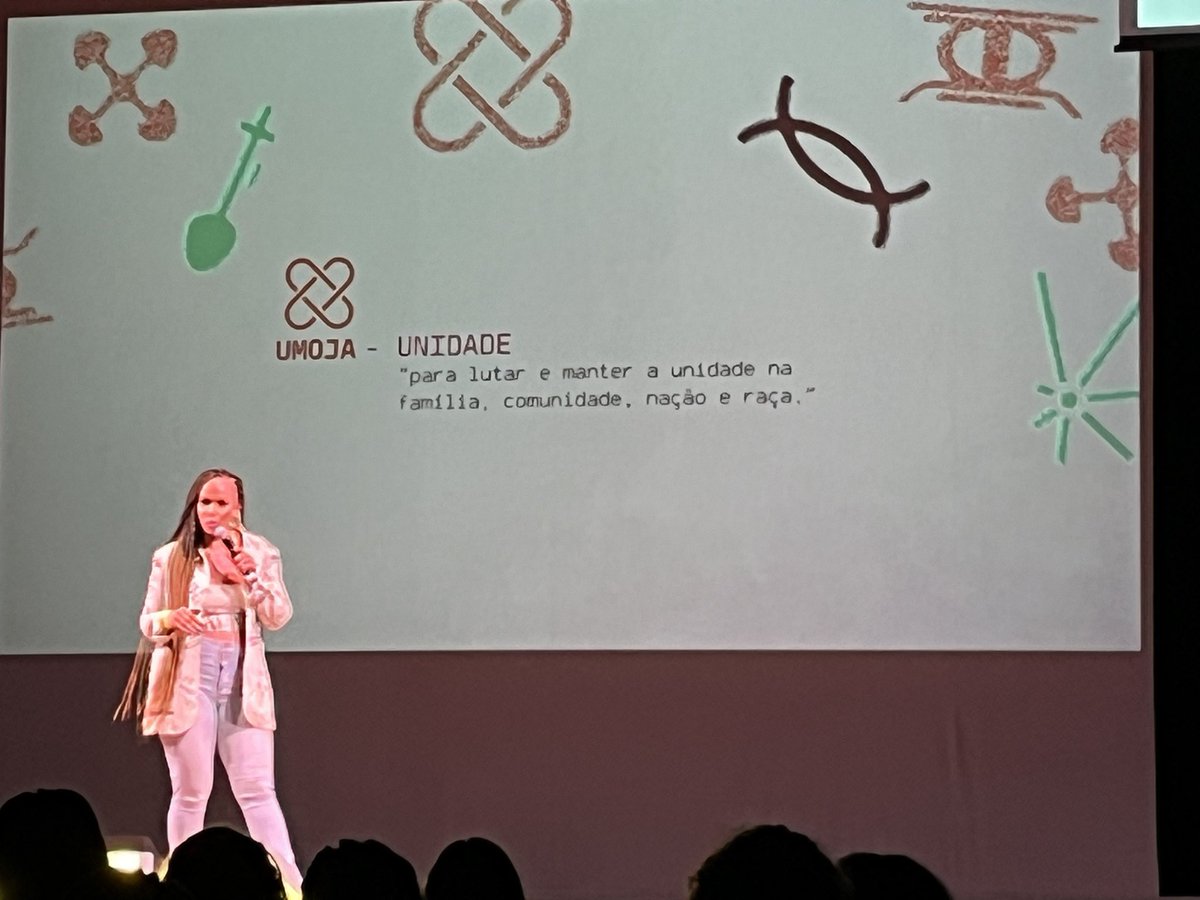 olucasjs's tweet image. “Favela venceu não é quando uma pessoa vence, mas quando toda estrutura tem vitórias em coletivo.”

Por @grazimendes, no @AfrOyaTech Conf. 
 #AFROYATECHCONF23