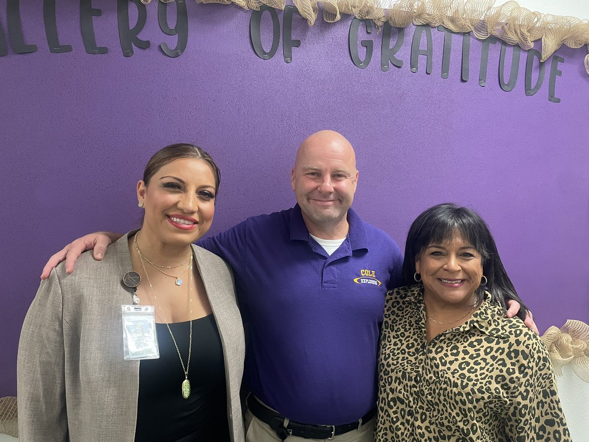 Our AMAZING NISD principals in action!  Each of you make a difference everyday!  #ThankAPrincipal #TEAMNISD #LeadershipMatters <a href="/migdaliagpowers/">Migdalia Powers</a> <a href="/Michelle_Alongi/">Michelle Alongi</a> <a href="/todkuenning/">Tod Kuenning</a>