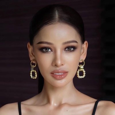 Naming_Suttida's tweet photo. #NewProfilePic https://t.co/i37iMMDiFF