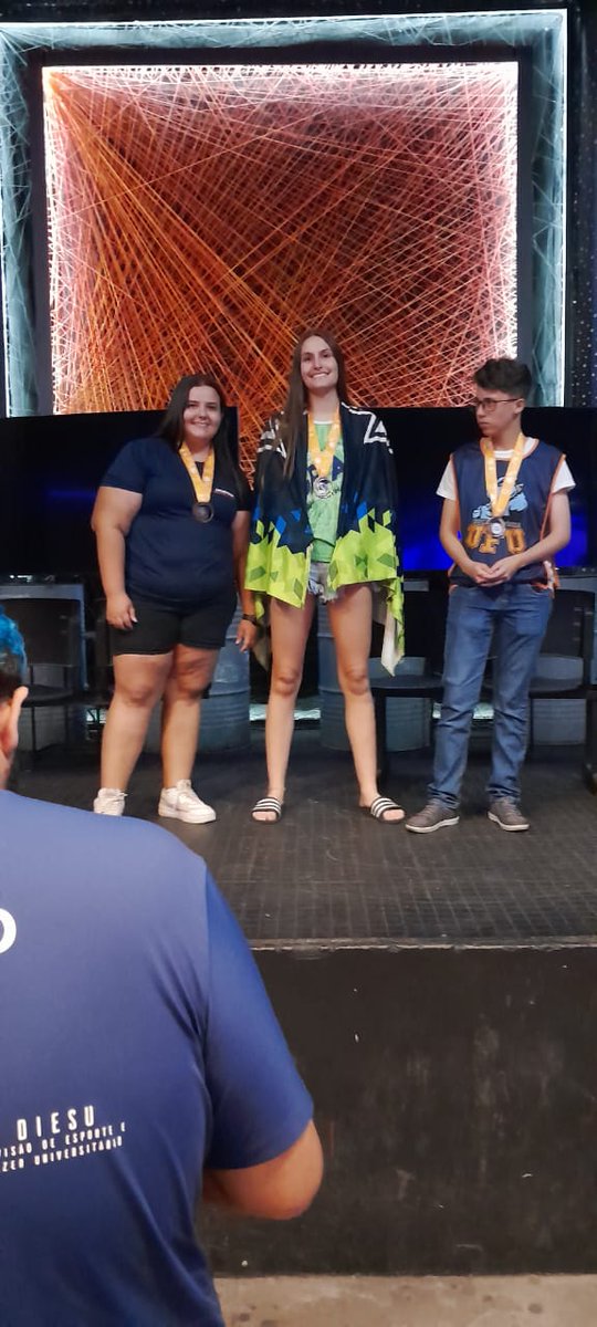 arq_ufu's tweet photo. @aaaeufu @ExatasUfu @aaaeducaufu @AAgrariasufu @AAAMonetaria @fisioufu @odontoufu FIFA FEMININO

🥇 - Agrárias
🥈 - Educa
🥉 - Monetária https://t.co/npZ8V0vEo2