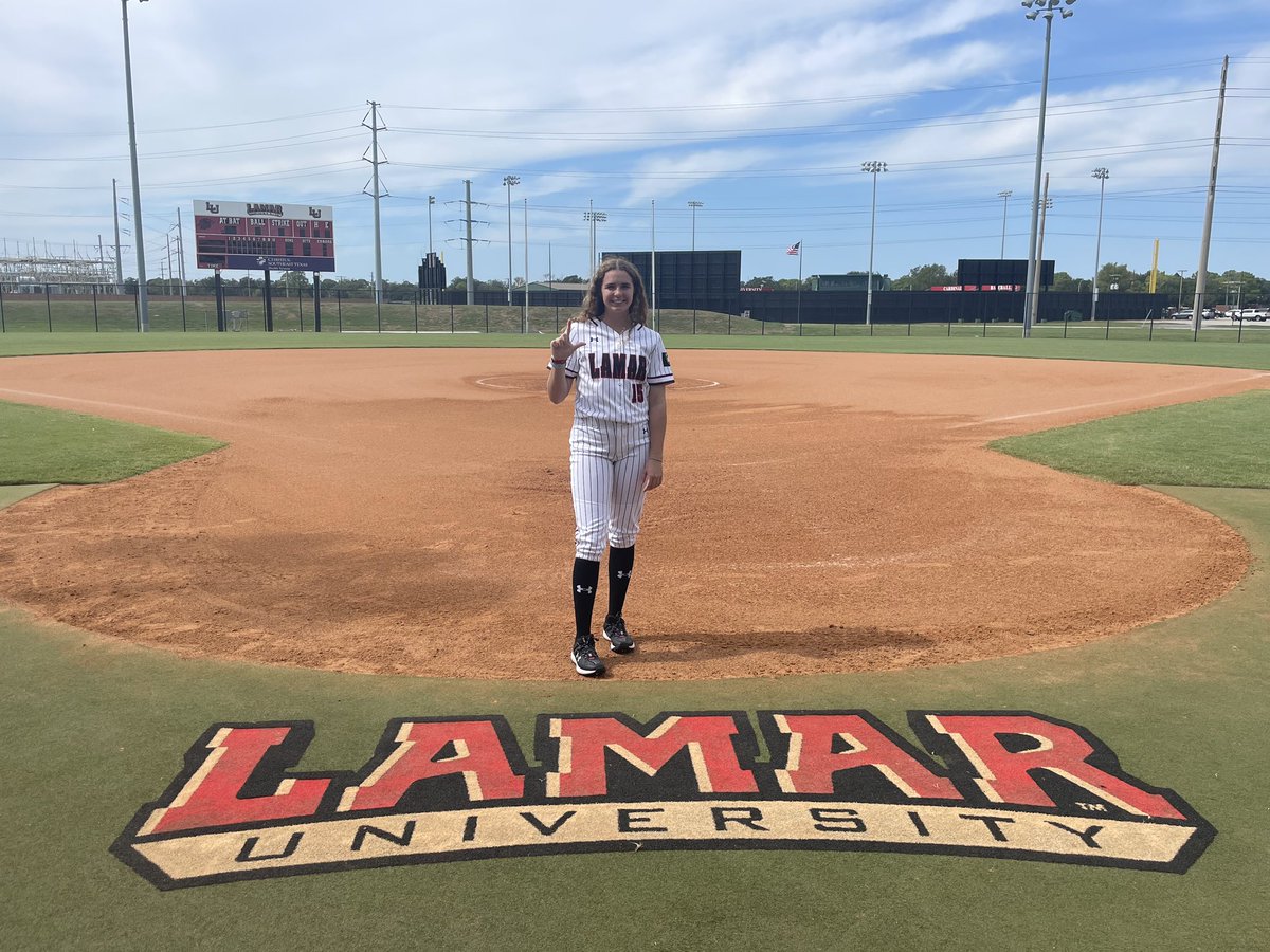 Thank you so much <a href="/LamarSoftball/">Lamar Softball</a> for the amazing unofficial visit! Special thank you to <a href="/anthony_aresco/">Anthony Aresco</a> for giving me a tour around campus!
<a href="/AmyHooks10/">Amy Hooks</a> <a href="/CoachMcKenneyLU/">Tara McKenney</a> 
@blaze18united <a href="/CoachCaitlynOSB/">Caitlyn Cain</a> <a href="/briannaleonnn/">brianna</a> <a href="/lauryn_banks/">Lauryn</a>