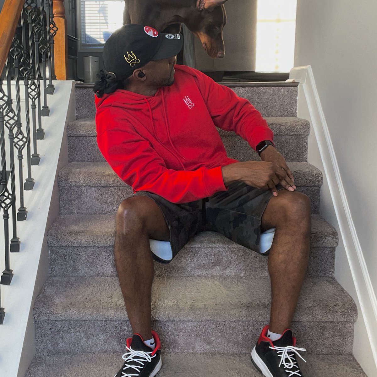 ChadPMusic's tweet image. Whatever you do.. always give it 100%.. unless you’re donating blood. Stay Frosty. 🩸 #ForeverRoyal #RealIsRare #HoodieSeason #ChadP #WagWeeWee