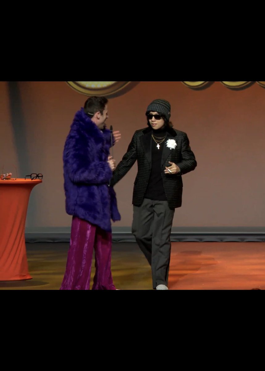 LochnessMoncher's tweet photo. Everyone’s Name Your Price Outfits!
#NYPLive https://t.co/Z8MTppNvFD
