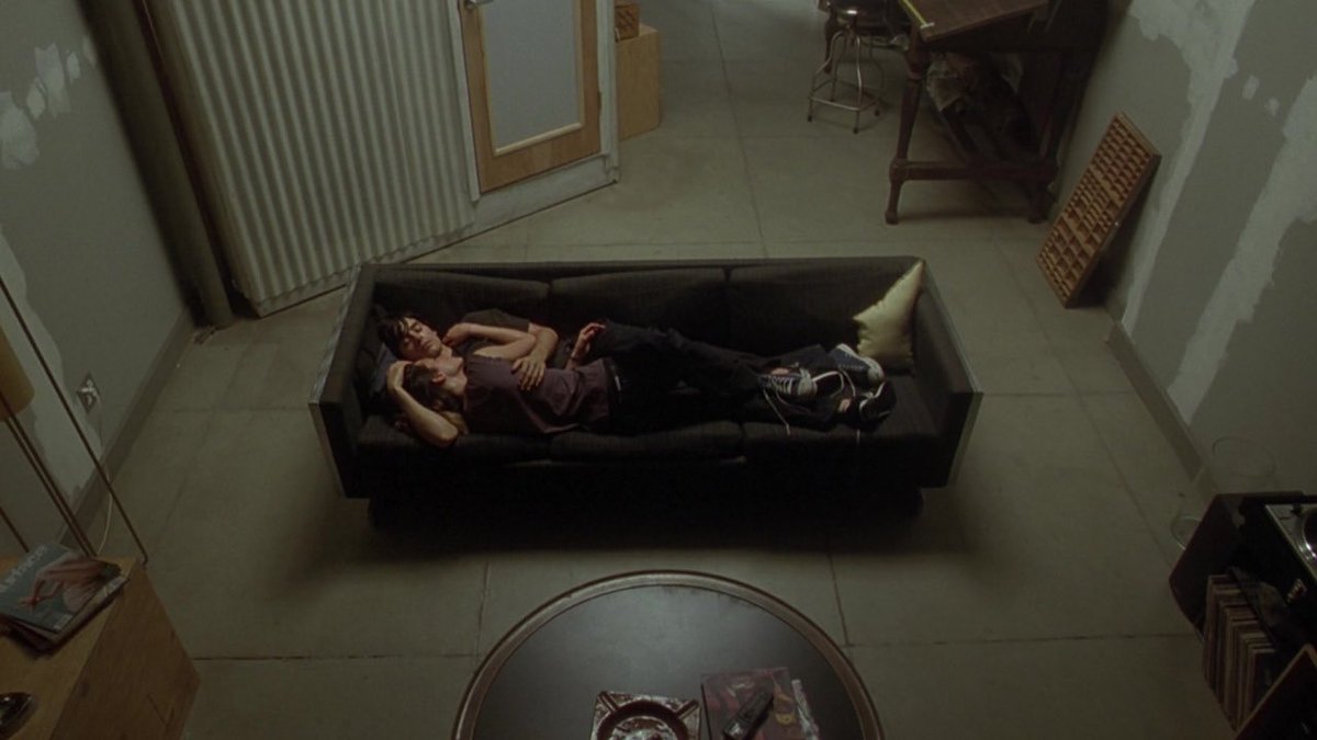 _HDD's tweet photo. Requiem For A Dream ー directed by Darren Aronofsky (2000) https://t.co/uGArAUcQ9q