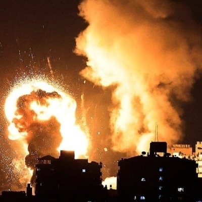 قلوبنا علي الفقد لاتقوى
اللهم لاتفجعنا فيمن نحب
يااااااارب سلم 🇵🇸💔