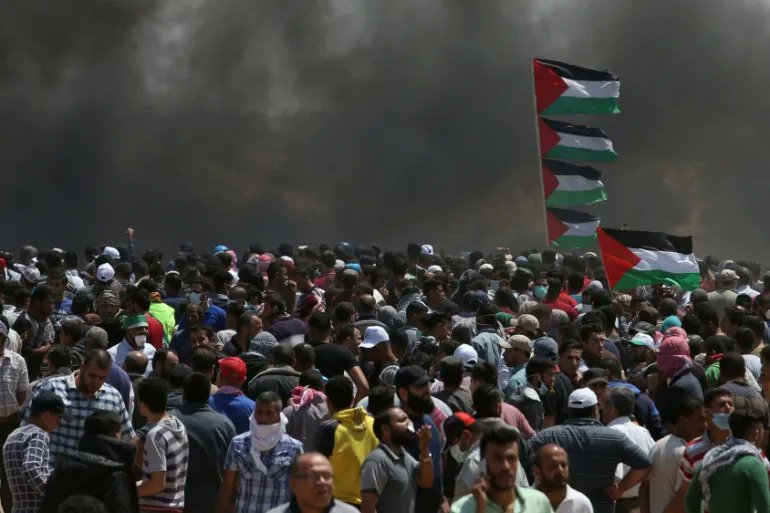 'According to international law, states may NOT use force against the lawful exercise of self-determination, while those seeking self-determination MAY USE MILITARY FORCE if there is no other way to achieve their goals.' 75 years every other way's been blocked #GazaUnderAttack