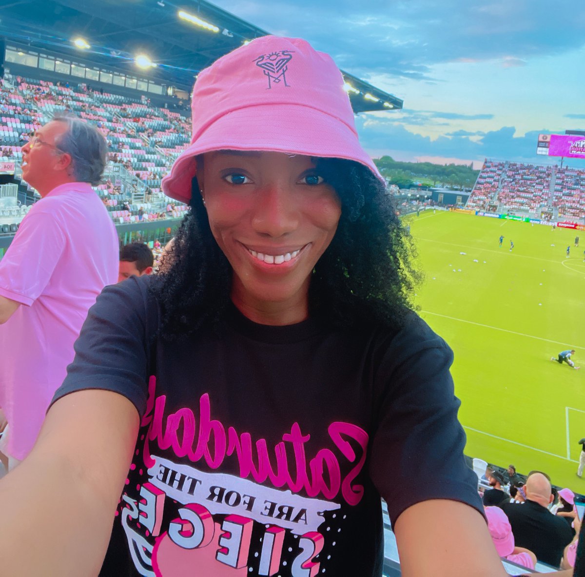 nalhie's tweet photo. Vamos Inter Miami !!!!
#InterMiamiCF #LaFamiliaIMCF
#siegemiami
#Messi𓃵 https://t.co/M46xmG27lD