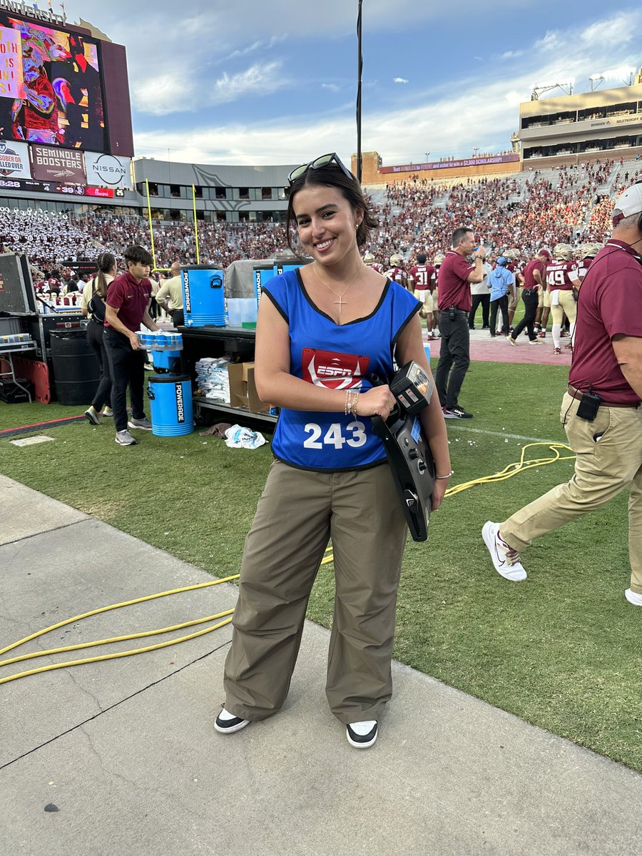 FSUSemPro's tweet image. Our very own Alex Rivero working alongside ESPN’s Quint Kessenich today!

#fsusempro #makethecut #seminoles