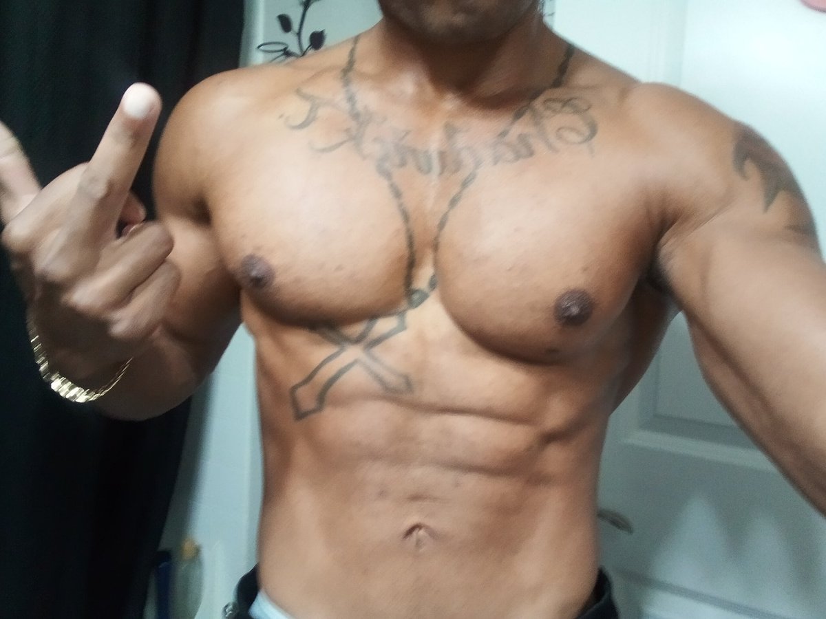 chad32840's tweet photo. Guess who https://t.co/9rBT8NgTqP